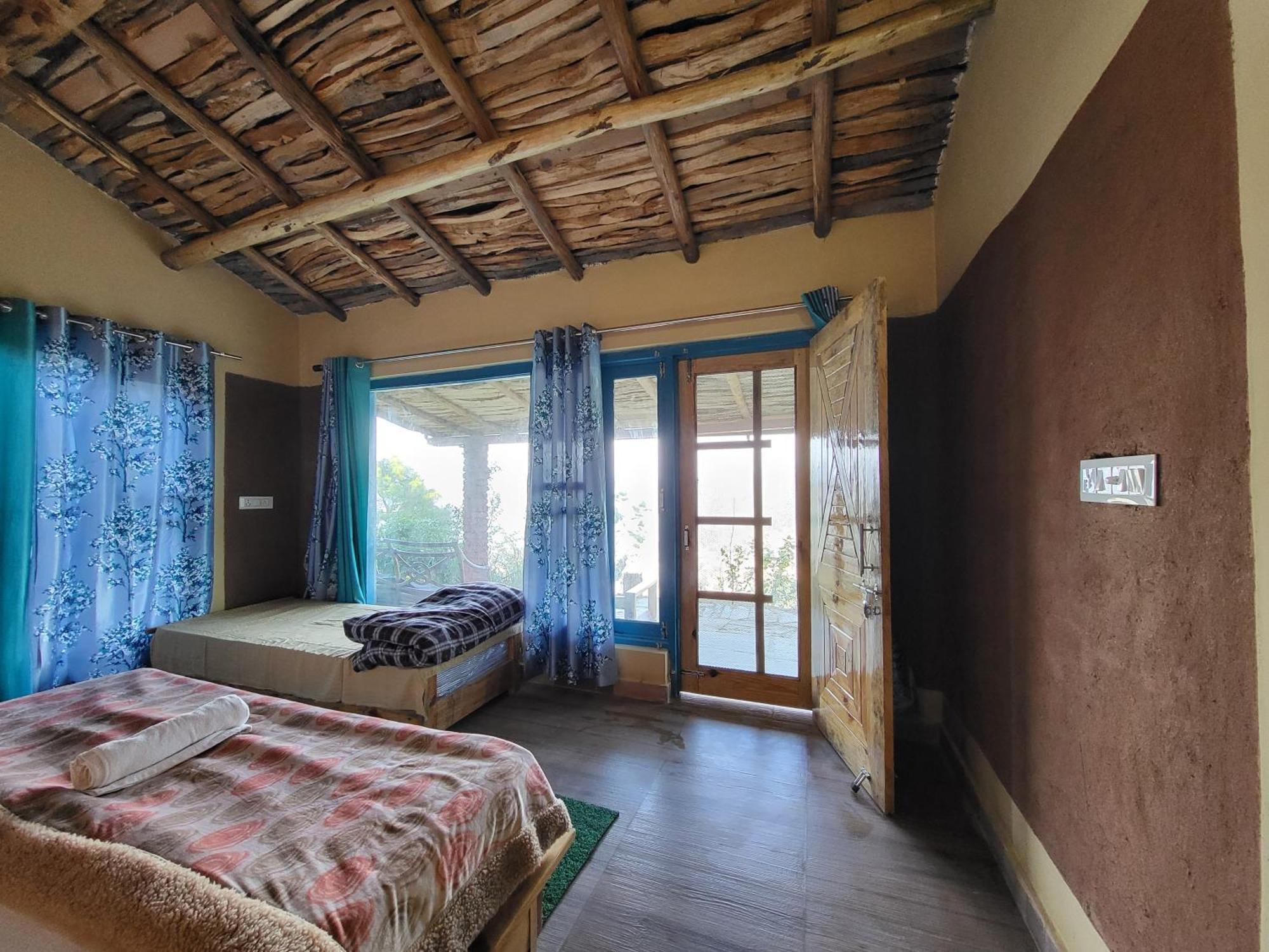 Zenoaks Homestay อัลโมรา ภายนอก รูปภาพ