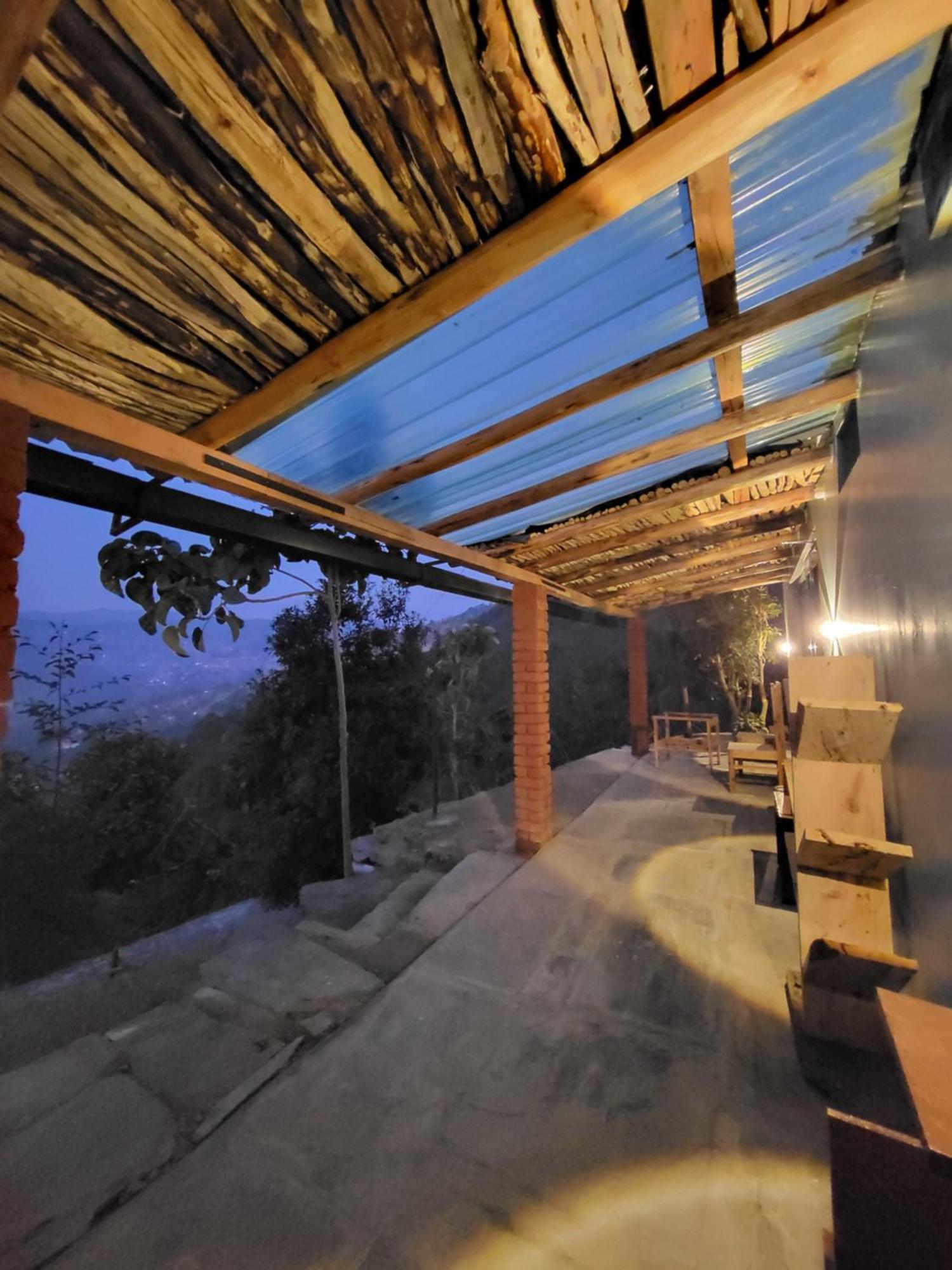 Zenoaks Homestay อัลโมรา ภายนอก รูปภาพ
