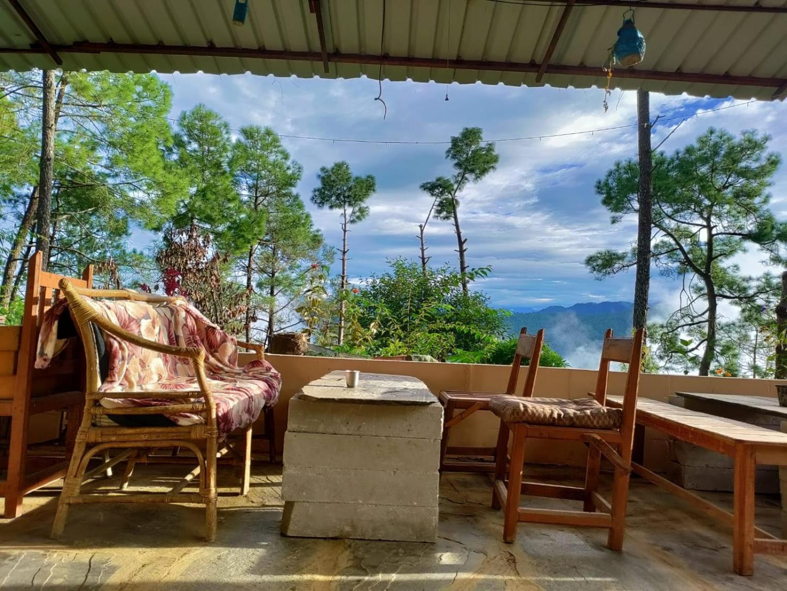Zenoaks Homestay อัลโมรา ภายนอก รูปภาพ