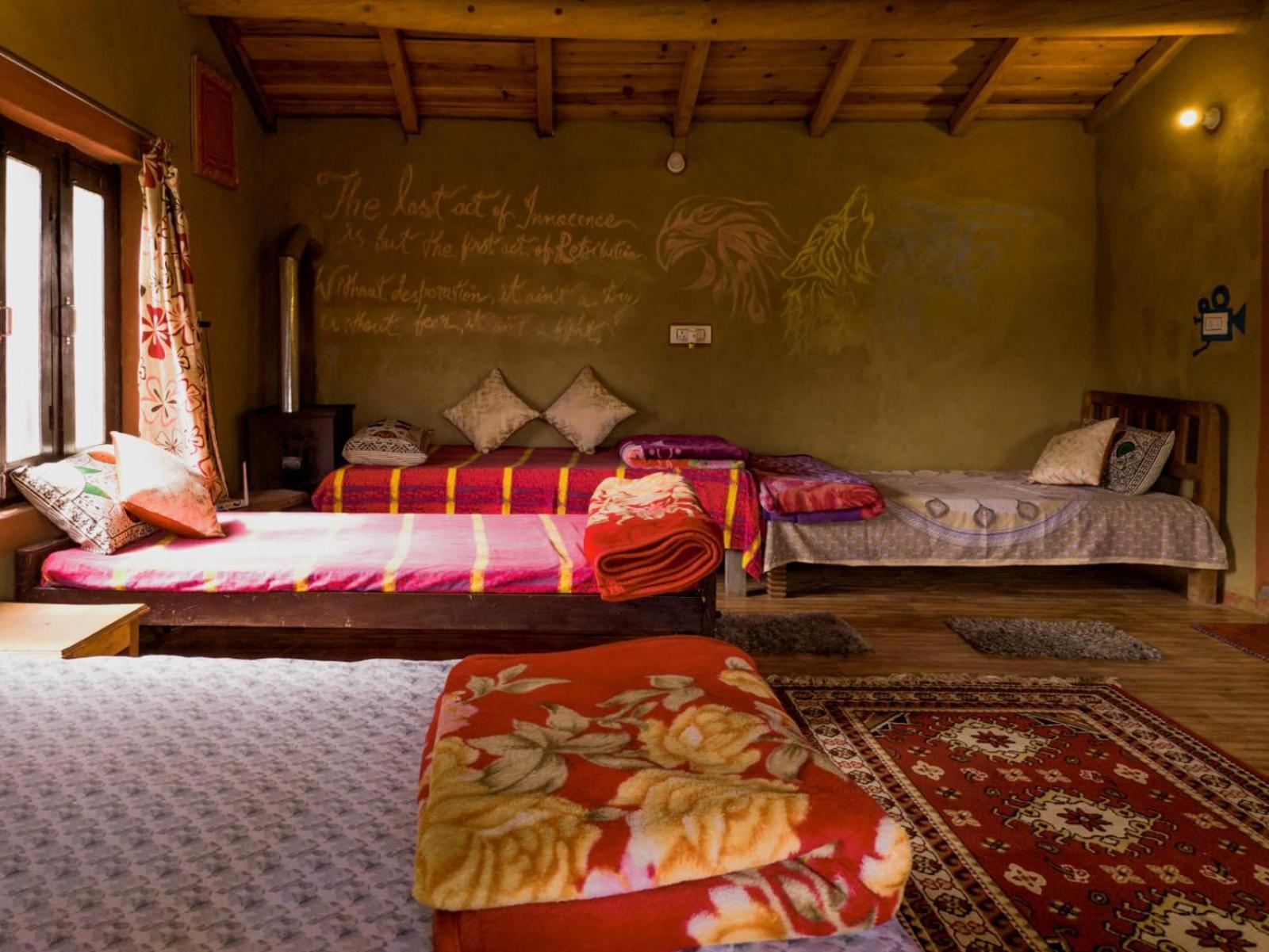 Zenoaks Homestay อัลโมรา ห้อง รูปภาพ