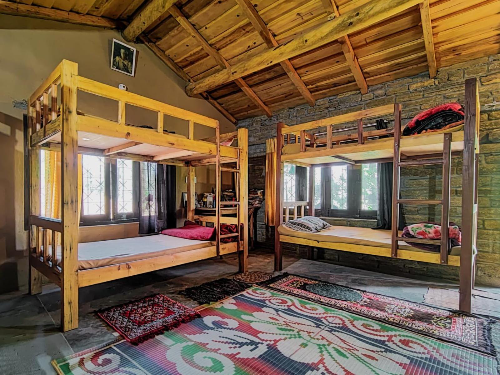 Zenoaks Homestay อัลโมรา ห้อง รูปภาพ